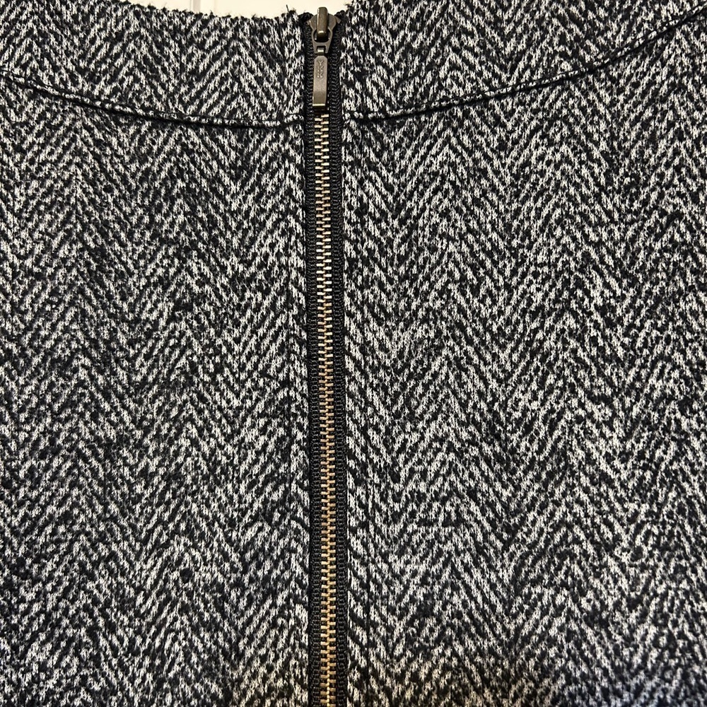 CAbi Cece herringbone tank - Picture 8 of 8